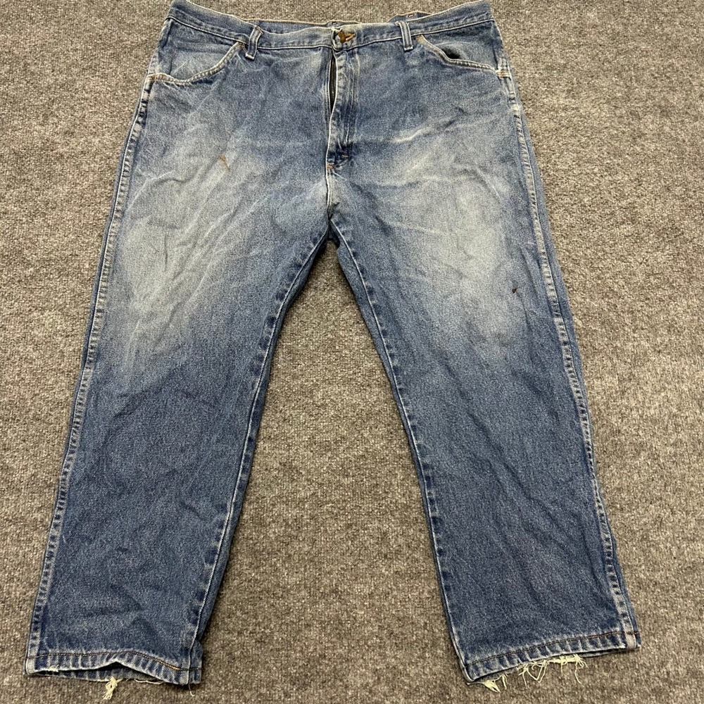 Wrangler Jeans Mens Size 42x30 Blue Relaxed Fit Straight Leg Distressed Workwear